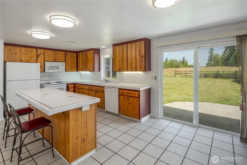 Property photo for 1227 172nd Street Ne, Marysville photo 11