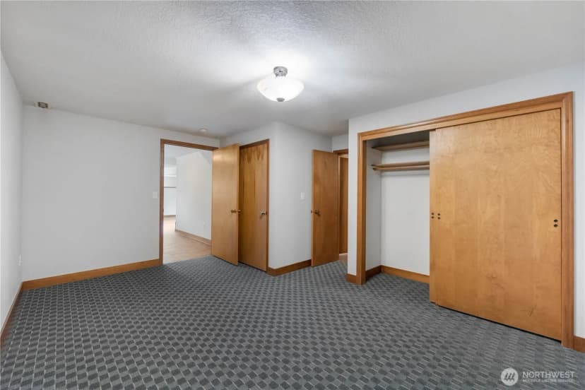 Property photo for 2614 9th Avenue Sw, Puyallup photo 30