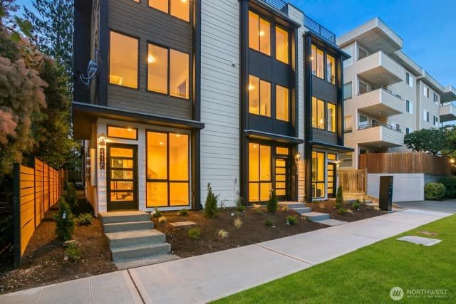 Property photo for 2412 Nw 60th Street #b, Seattle