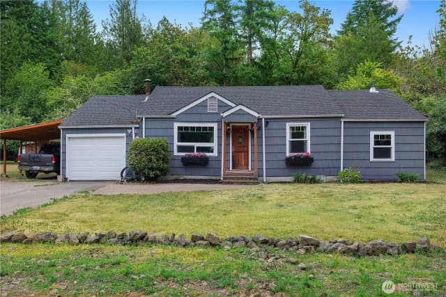 Property photo for 5140 Johnson Point Road Ne, Olympia photo 2