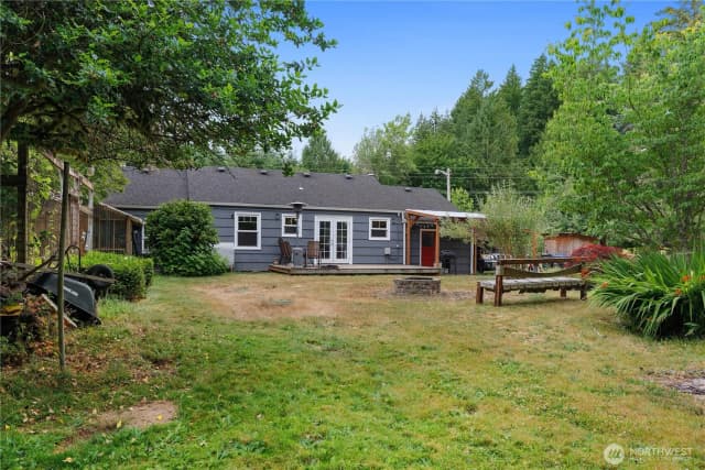 Property photo for 5140 Johnson Point Road Ne, Olympia photo 4