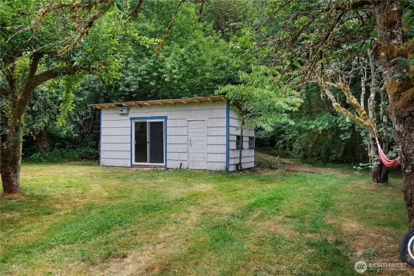 Property photo for 5140 Johnson Point Road Ne, Olympia photo 8