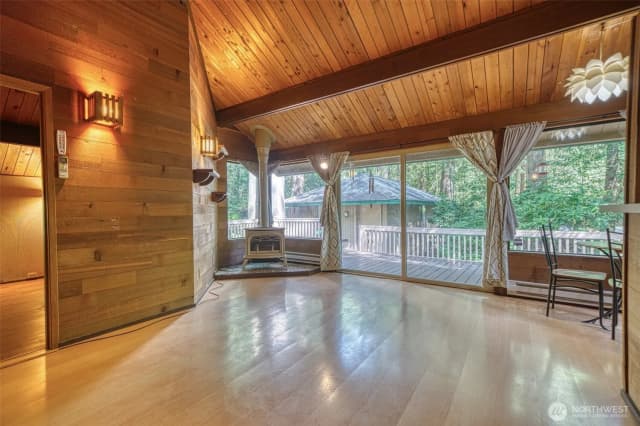 Property photo for 696 E Promontory Road, Shelton photo 3