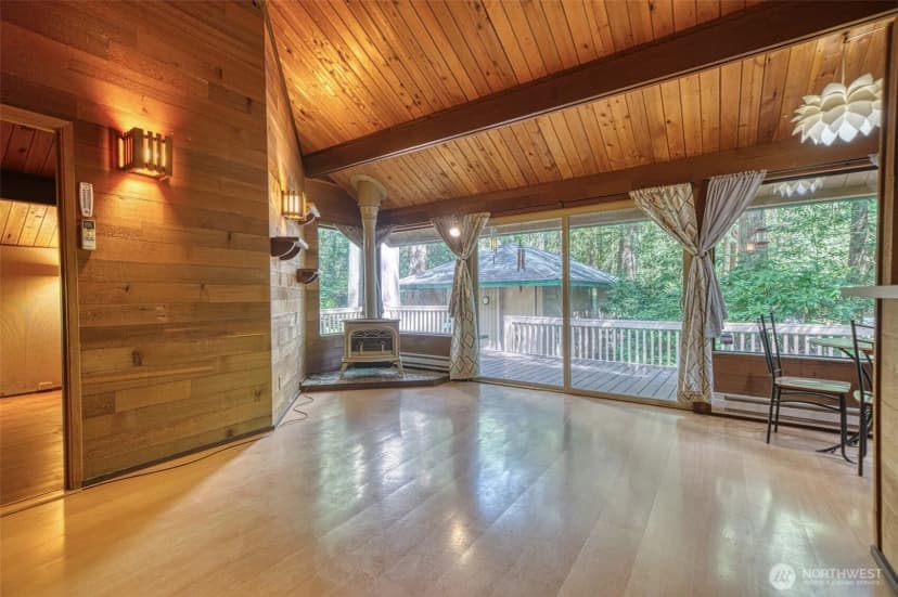 Property photo for 696 E Promontory Road, Shelton photo 3