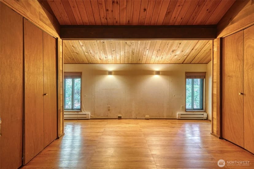 Property photo for 696 E Promontory Road, Shelton photo 14