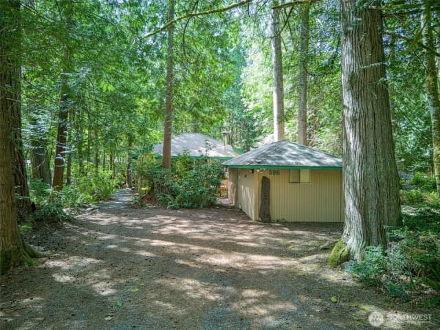 Property photo for 696 E Promontory Road, Shelton