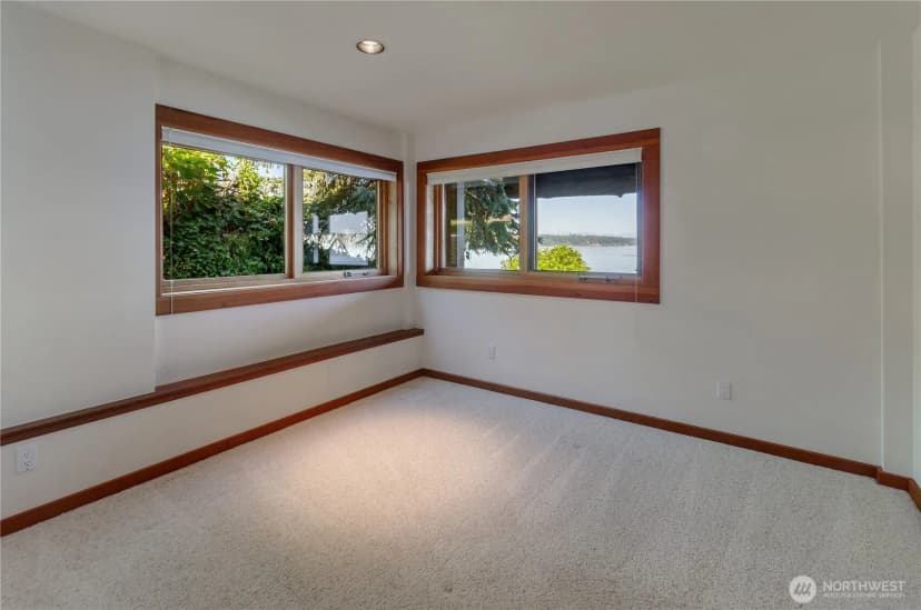 Property photo for 9913 Point View Street Ne, Olympia photo 29