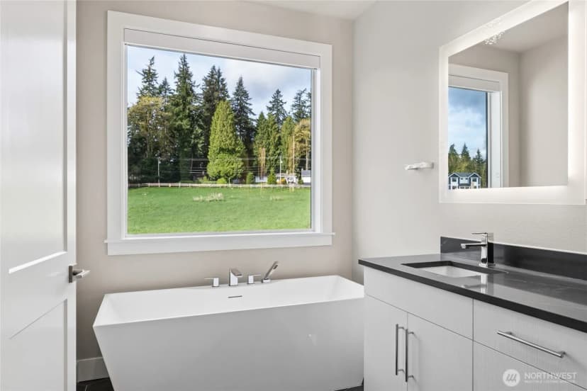 Property photo for 14449 133rd Place Ne, Woodinville photo 32