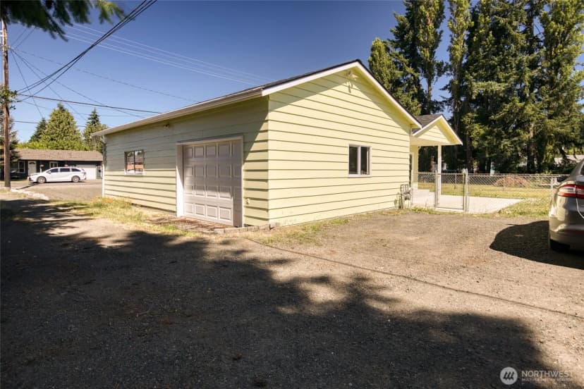 Property photo for 408 N 11th Street, Elma photo 24