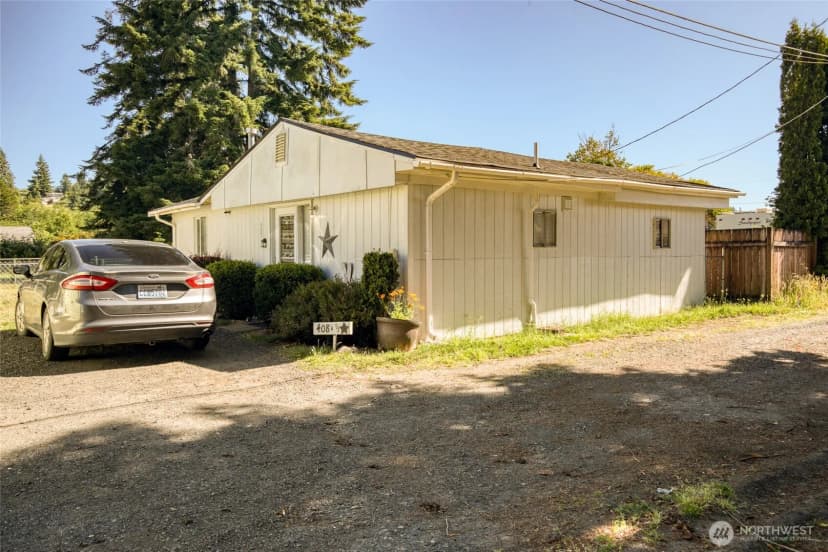 Property photo for 408 N 11th Street, Elma photo 35