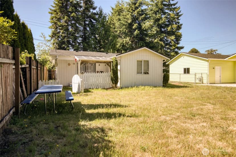 Property photo for 408 N 11th Street, Elma photo 36