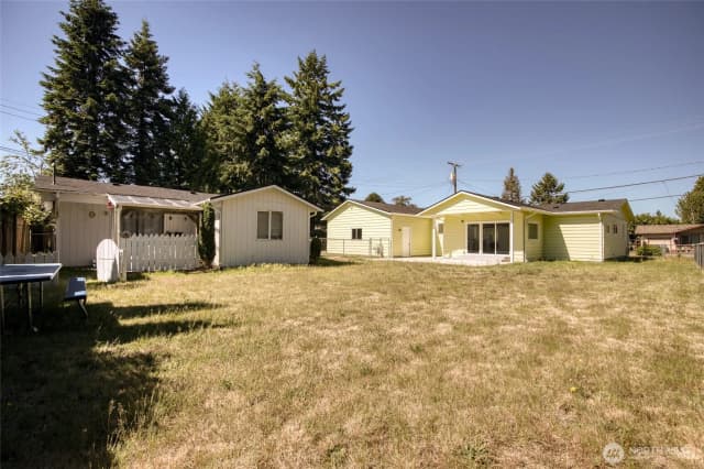 Property photo for 408 N 11th Street, Elma photo 2