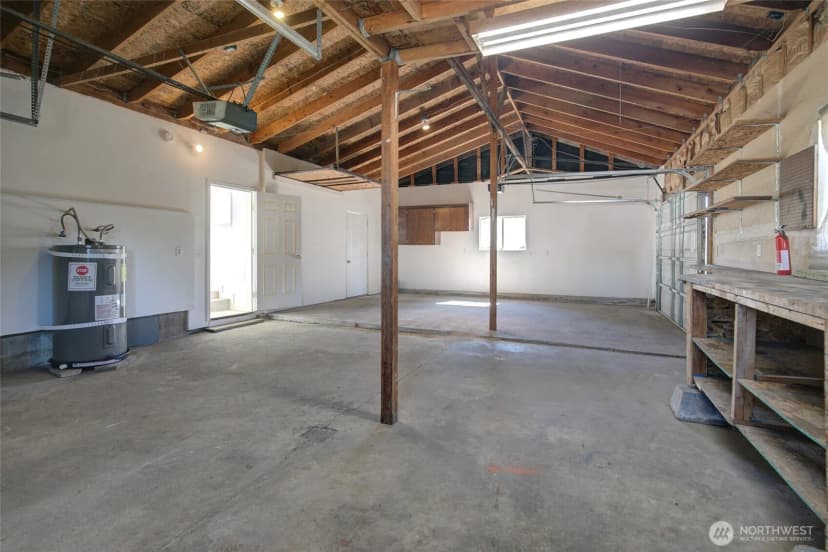Property photo for 408 N 11th Street, Elma photo 22