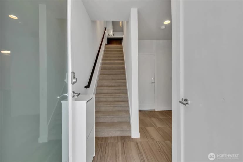 Property photo for 8537 22nd Place Ne, Seattle photo 25