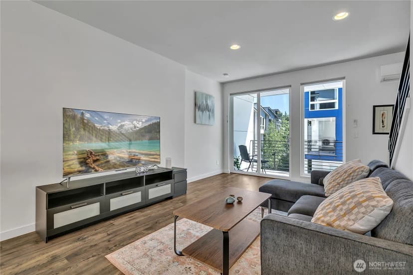 Property photo for 8537 22nd Place Ne, Seattle photo 7