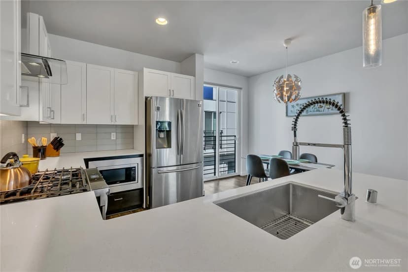Property photo for 8537 22nd Place Ne, Seattle photo 14