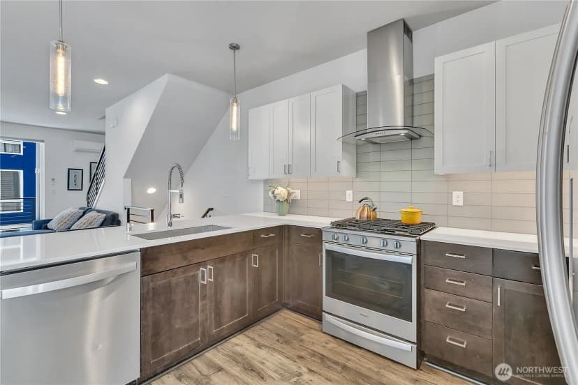 Property photo for 8537 22nd Place Ne, Seattle photo 13