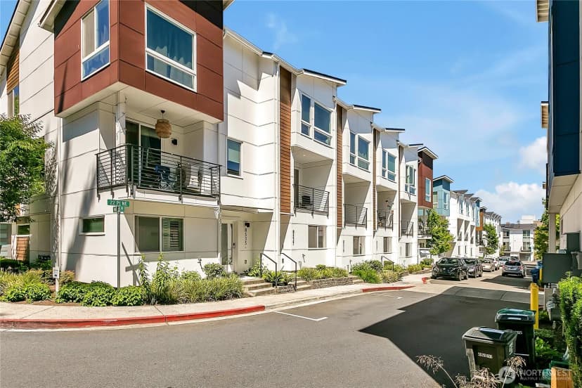 Property photo for 8537 22nd Place Ne, Seattle photo 2