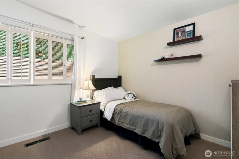 Property photo for 11508 Clovercrest Drive Sw, Lakewood photo 28