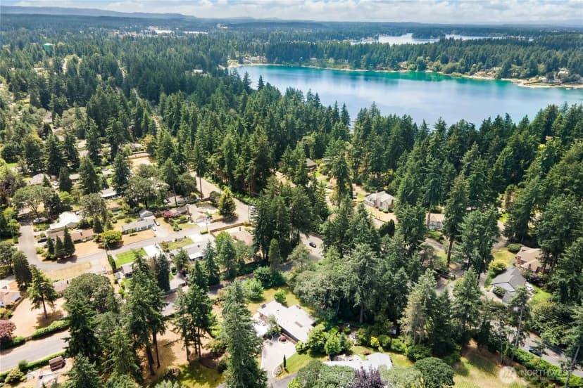 Property photo for 11508 Clovercrest Drive Sw, Lakewood photo 40