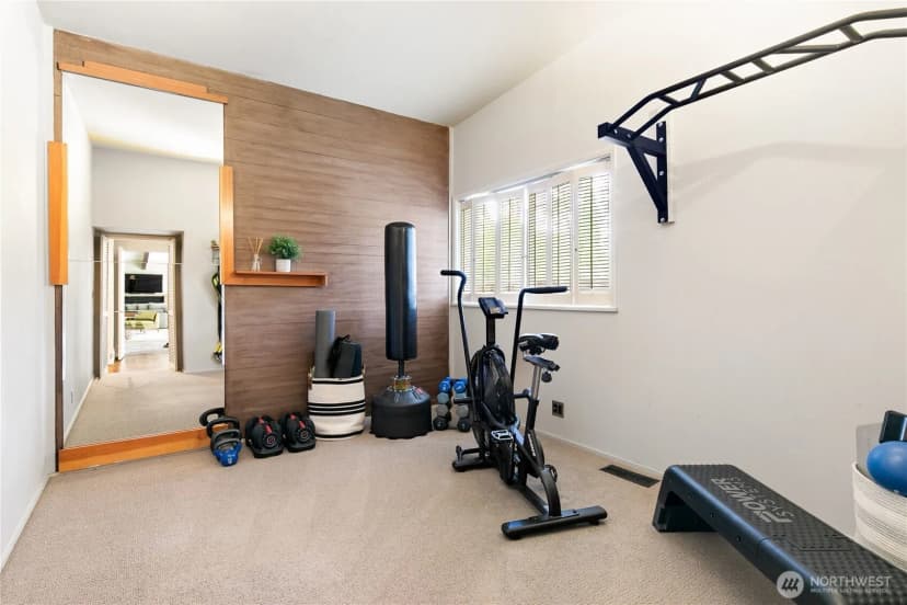 Property photo for 11508 Clovercrest Drive Sw, Lakewood photo 29