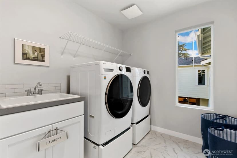 Property photo for 9898 5th Lane Sw #23, Seattle photo 26