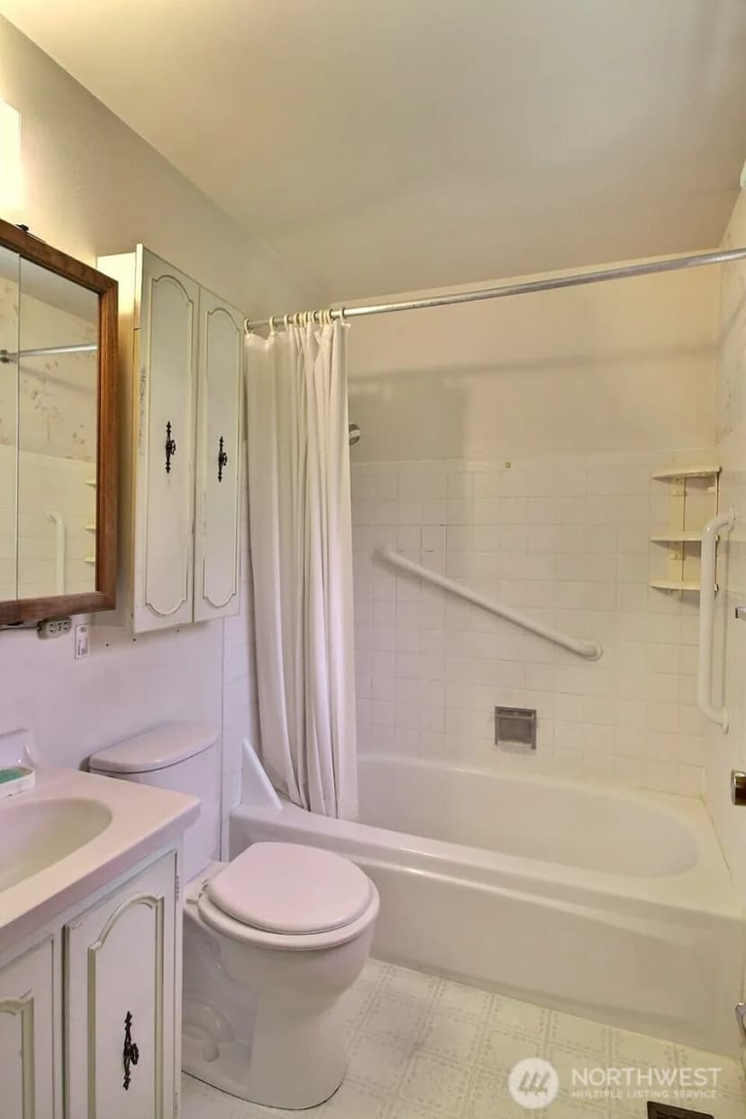 Property photo for 11634 110th Avenue Ne, Kirkland photo 18