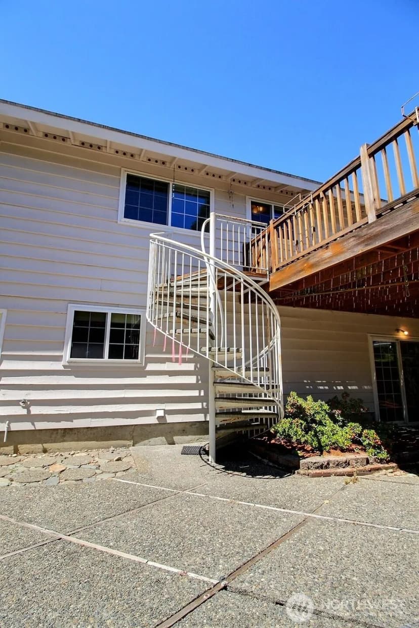 Property photo for 11634 110th Avenue Ne, Kirkland photo 28