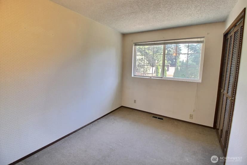 Property photo for 11634 110th Avenue Ne, Kirkland photo 8
