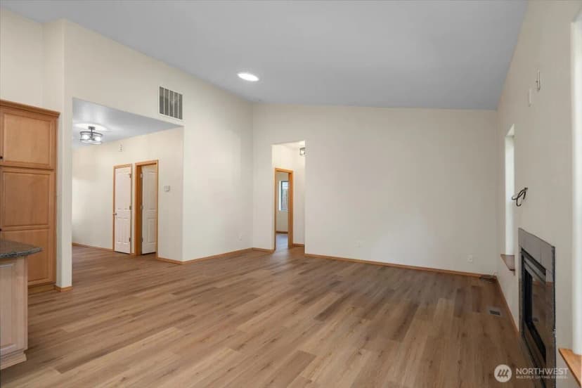 Property photo for 1818 Madison Avenue Nw, Olympia photo 13