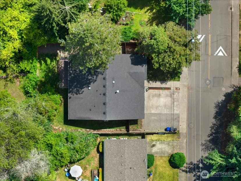 Property photo for 1818 Madison Avenue Nw, Olympia photo 30