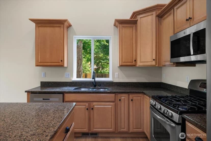 Property photo for 1818 Madison Avenue Nw, Olympia photo 19