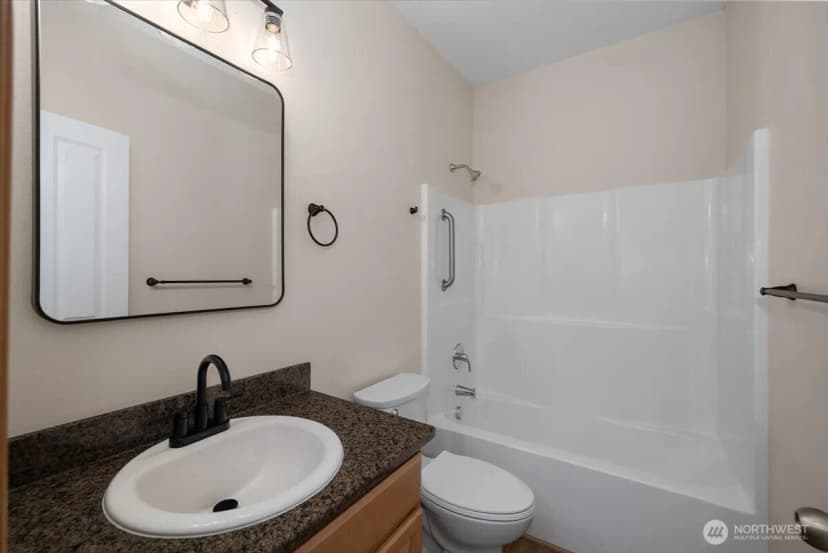 Property photo for 1818 Madison Avenue Nw, Olympia photo 23
