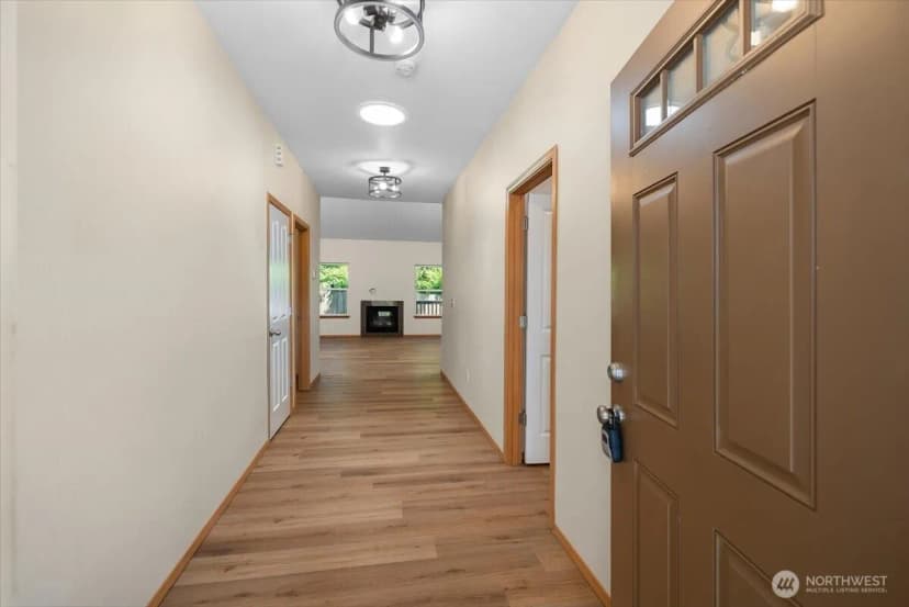 Property photo for 1818 Madison Avenue Nw, Olympia photo 6