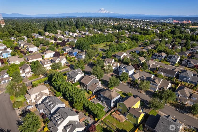 Property photo for 3218 Maplewood Circle Ne, Tacoma photo 27