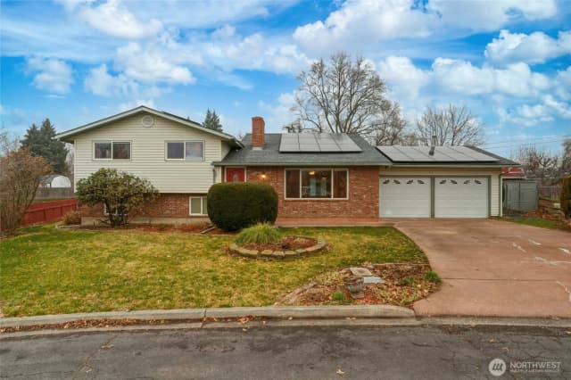 Property photo for 934 Shasta Drive, Walla Walla