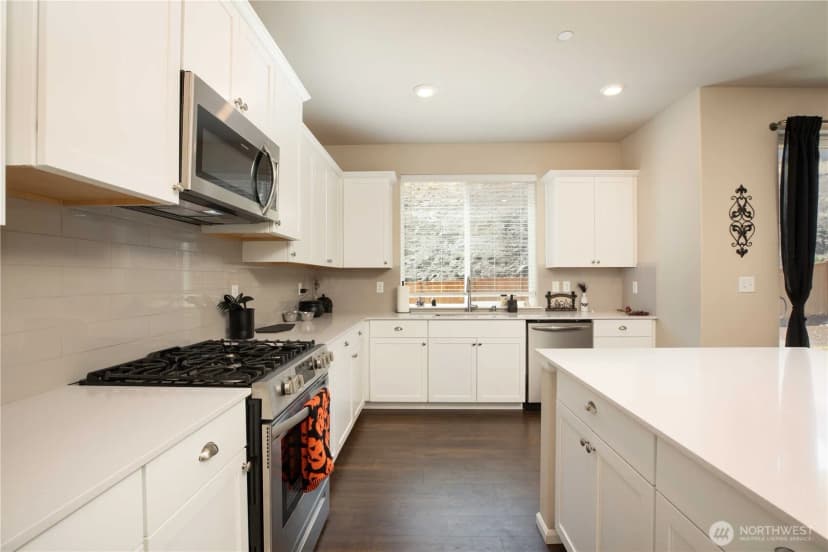 Property photo for 1401 Timberline Avenue, Bremerton photo 22