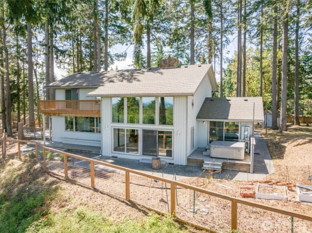 Property photo for 352 Woodland Drive, Sequim