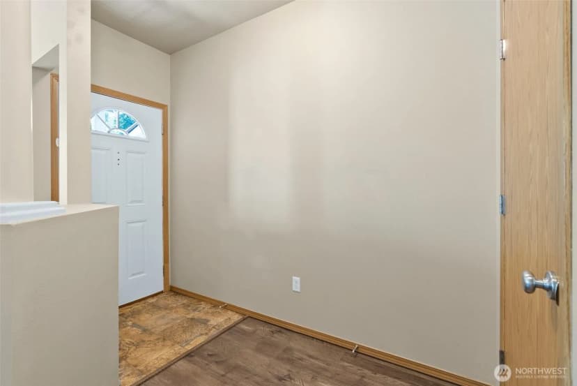 Property photo for 3005 Powder Ridge Street Se, Olympia photo 2
