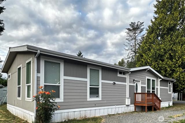Property photo for 1720 Maple Lane #33, Kent