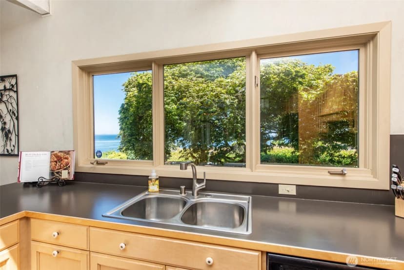 Property photo for 2641 E Bay Street, Port Angeles photo 30