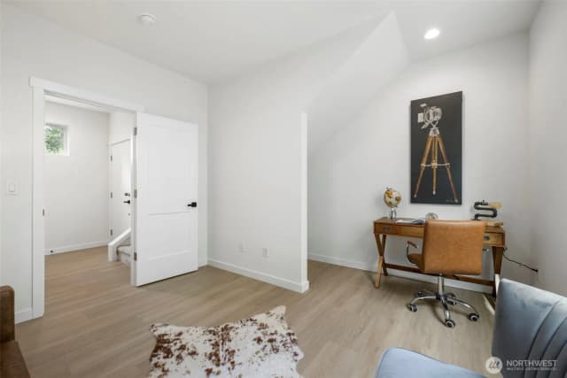 Property photo for 19505 Damson Road #c1, Lynnwood photo 5
