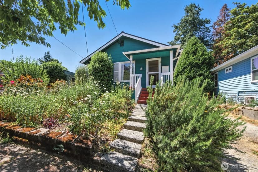 Property photo for 9809 57th Avenue S, Seattle photo 28