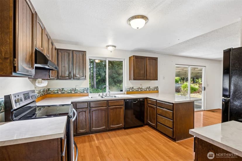 Property photo for 18416 78th Avenue E, Puyallup photo 11