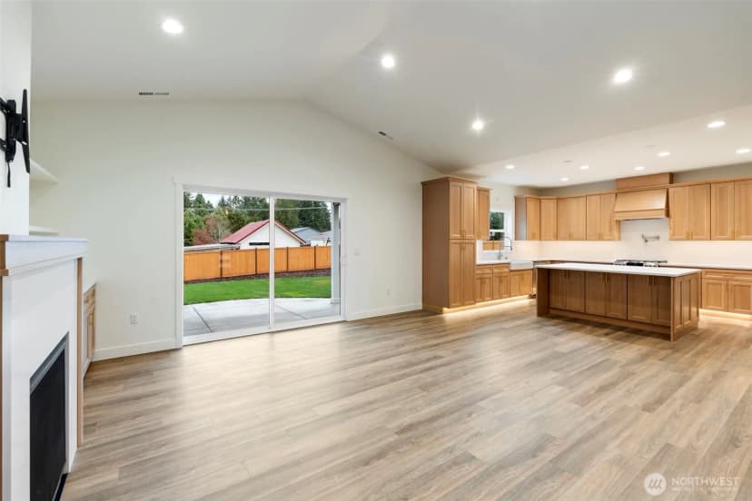 Property photo for 3435 Everette Lane N, Centralia photo 8