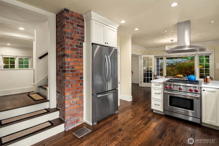 Property photo for 1600 Interlaken Place E, Seattle photo 13