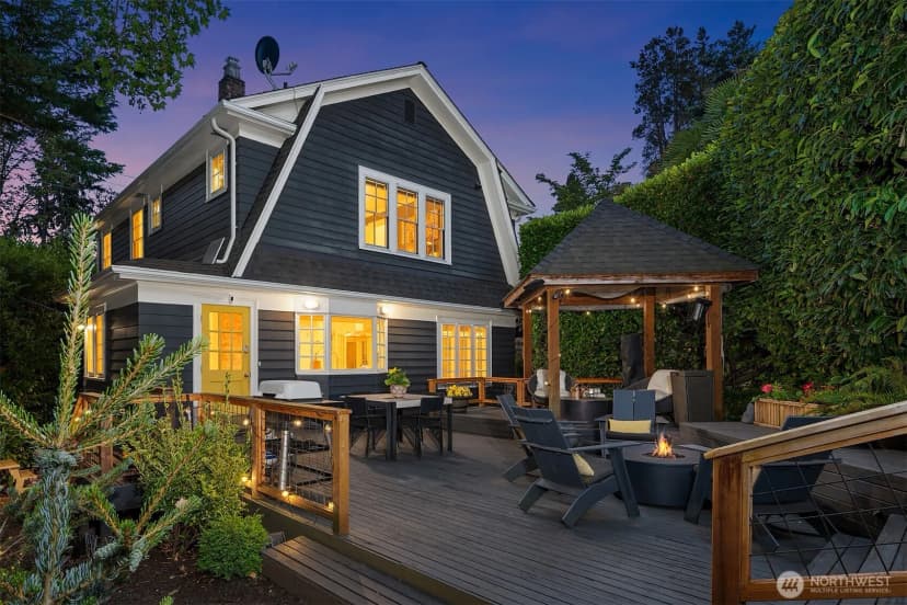 Property photo for 1600 Interlaken Place E, Seattle photo 23