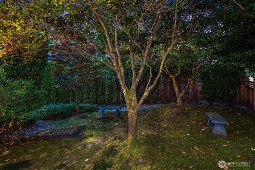 Property photo for 1600 Interlaken Place E, Seattle photo 29