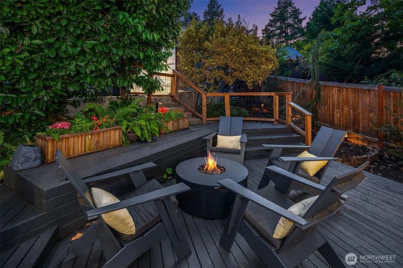 Property photo for 1600 Interlaken Place E, Seattle photo 27