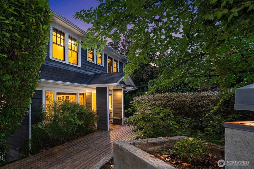 Property photo for 1600 Interlaken Place E, Seattle photo 33